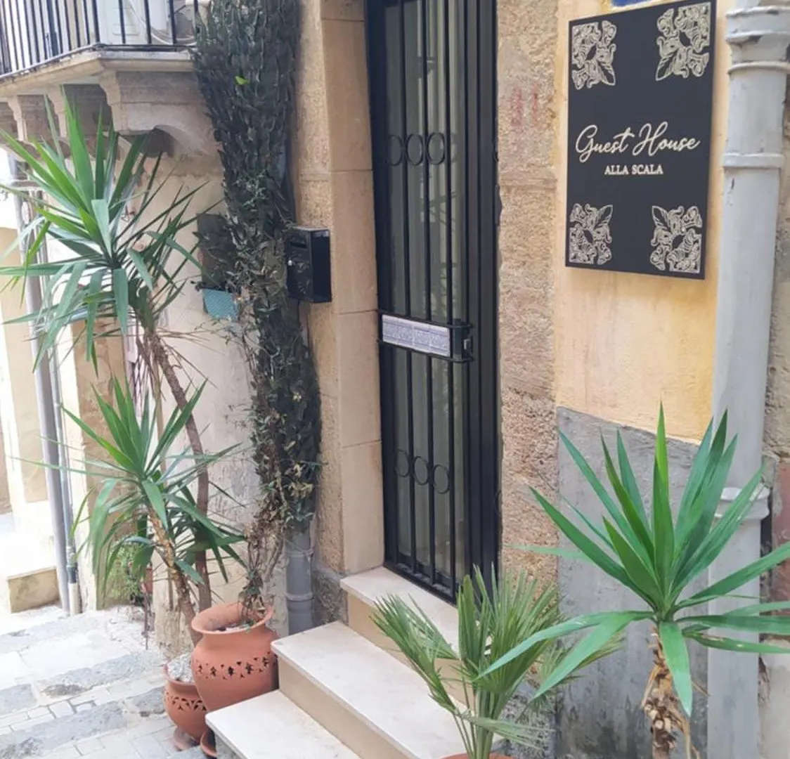 Guest House Alla Scala Caltagirone 0*,  Italy