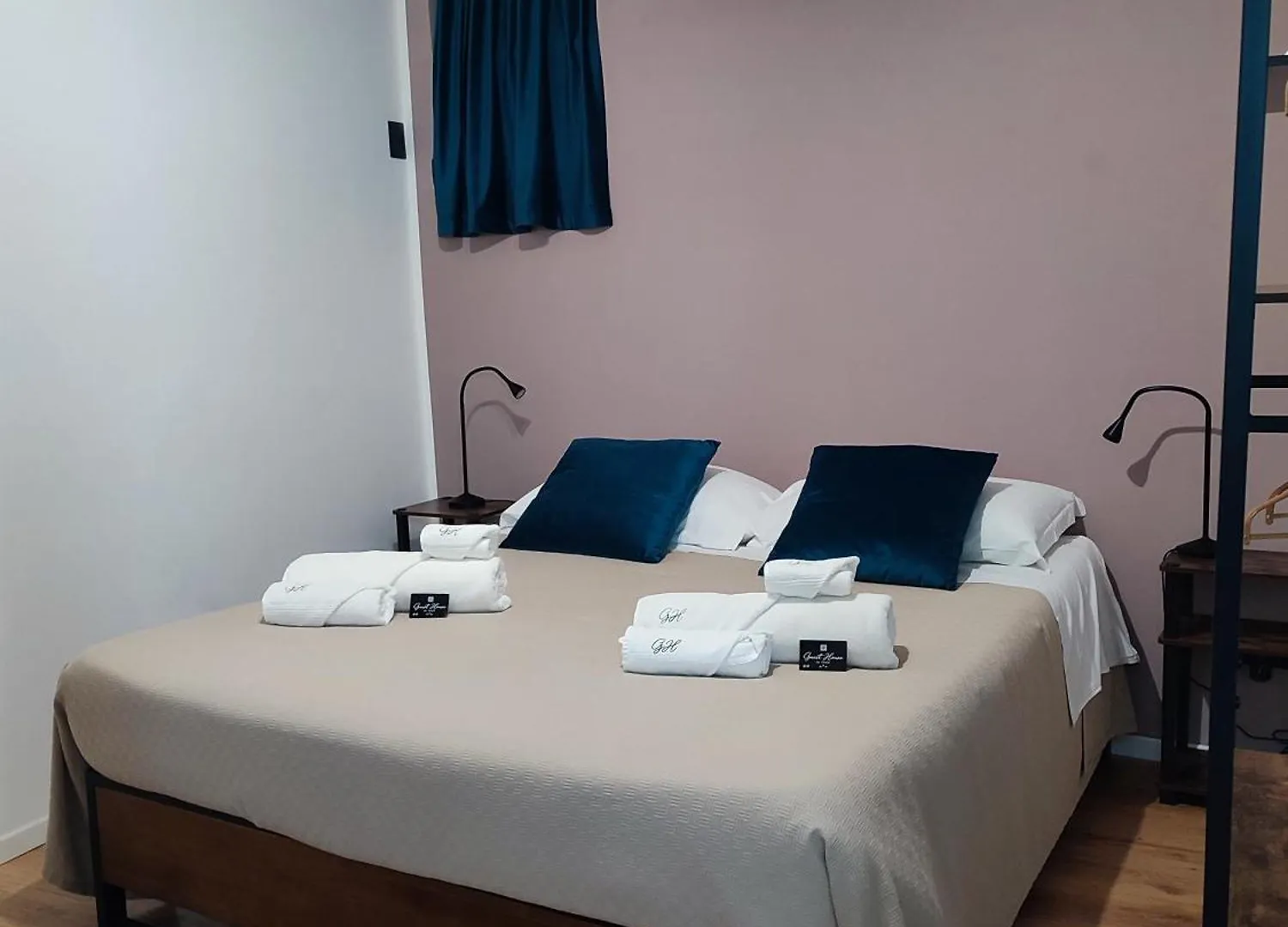 Guest House Alla Scala Caltagirone Italy