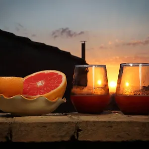 Ronco Zaffarana Bed & Breakfast